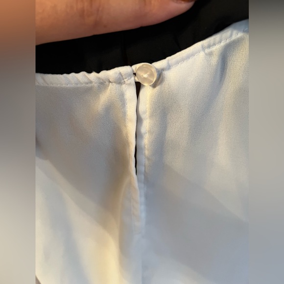 Bongo white blouse with black collar and bow size XL - Picture 7 of 10